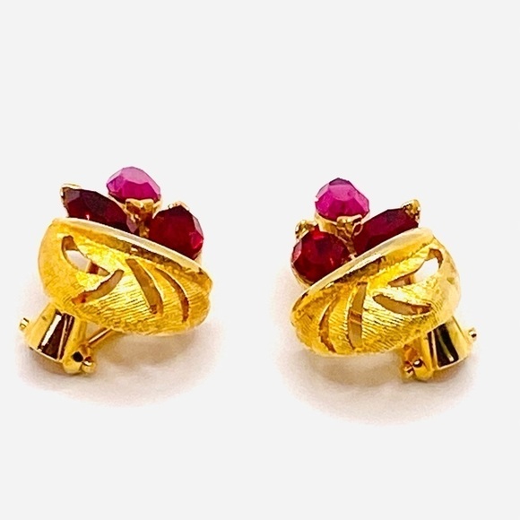 Clip Ons Earrings Gold Tone Pink Crystals - Picture 15 of 15